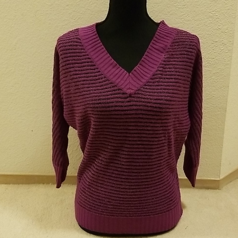 Purple metallic threading top